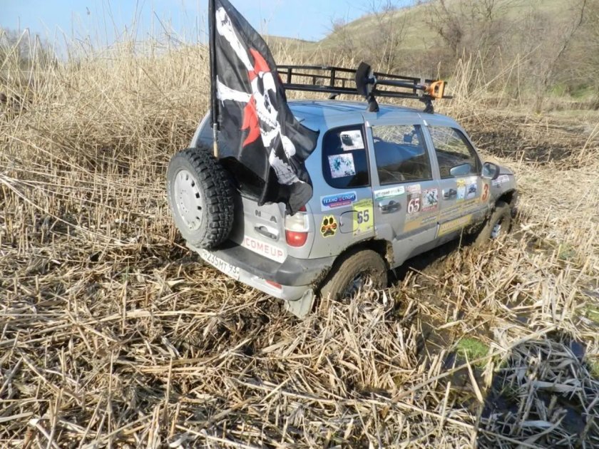 Кто ездит на Ниве с треногой