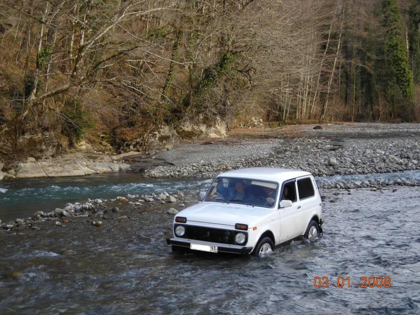 ВАЗ 2121 по грязи