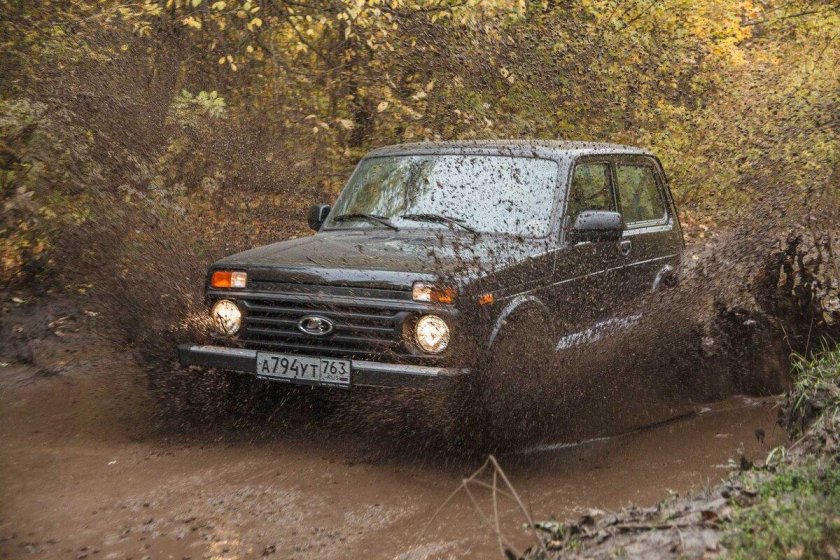 Лада Нива 2121 бездорожье