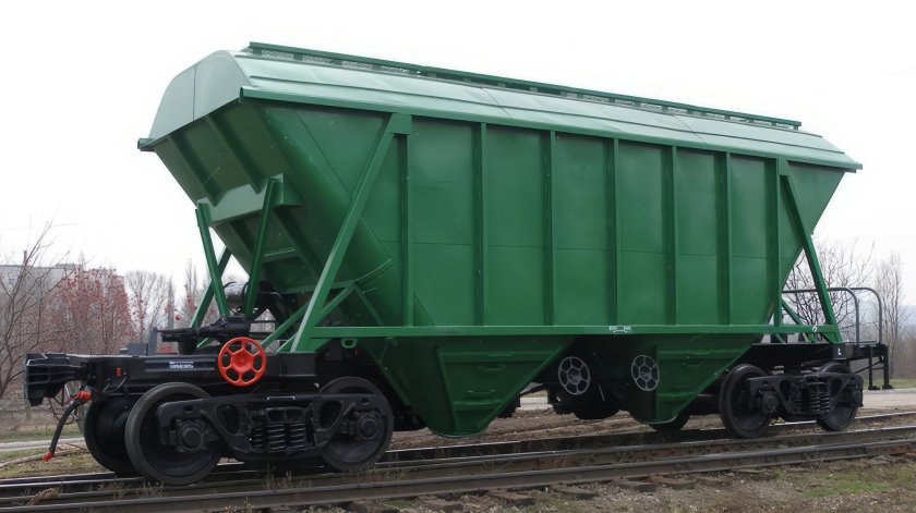Вагон хоппер цементовоз