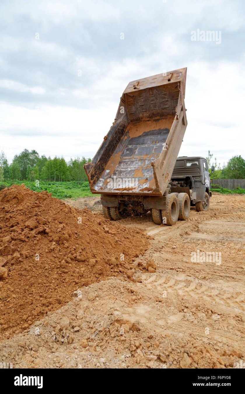 Выгрузка земли