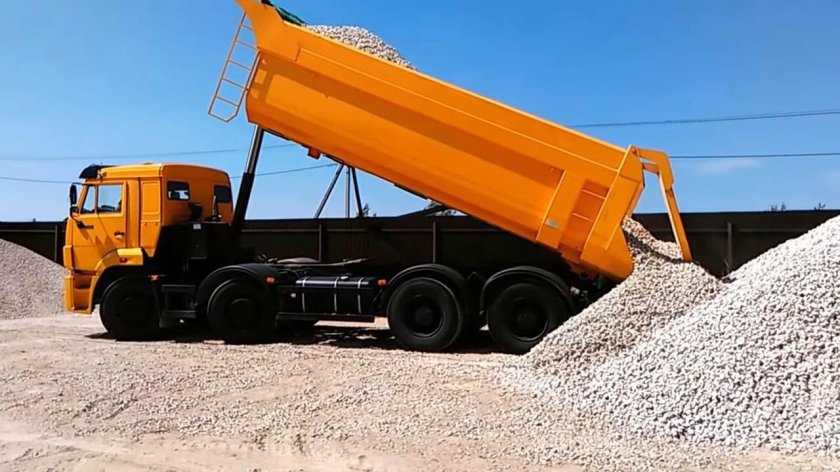 КАМАЗ 6520 С щебнем