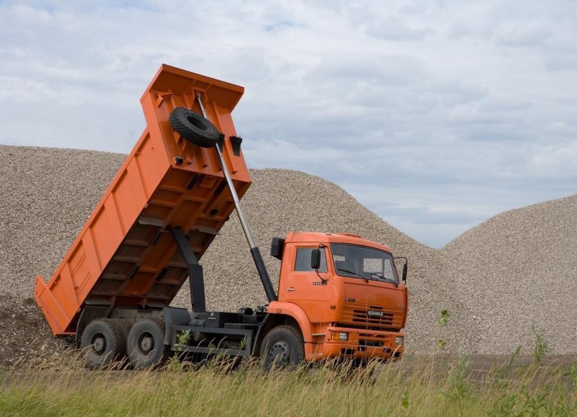 КАМАЗ 6520 С песком