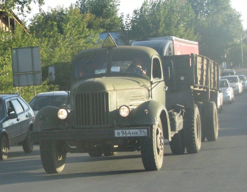 ЗИЛ 164 седельный тягач