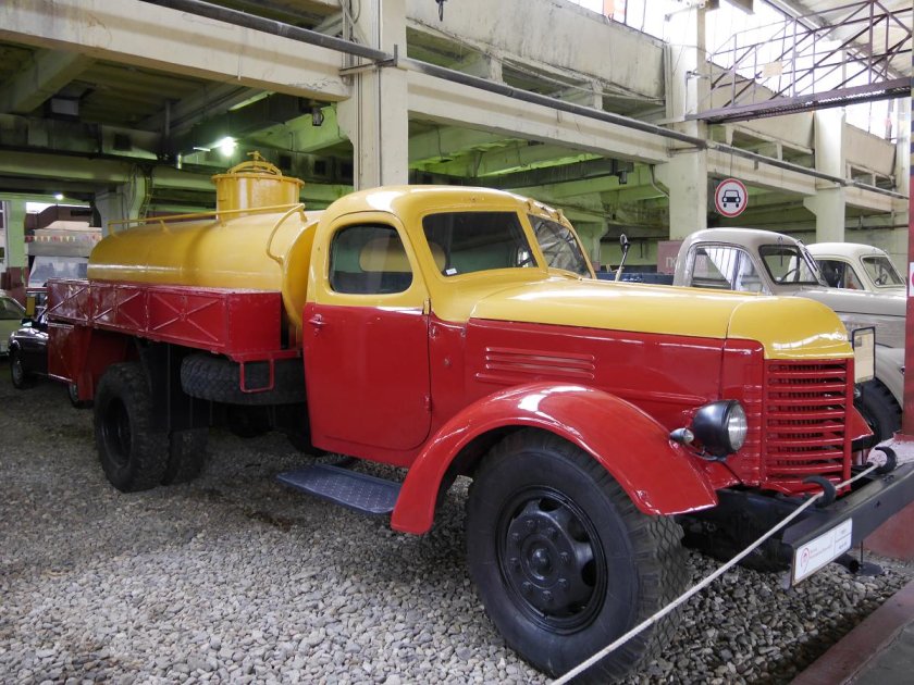 Грузовик ЗИЛ 150