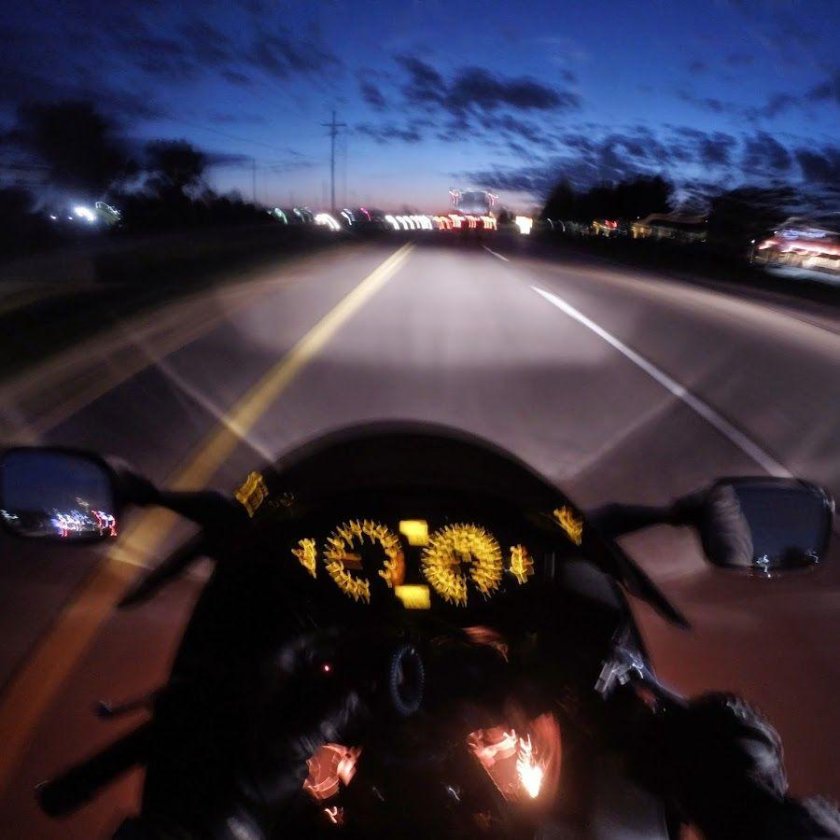 Мотоцикл Night Racer