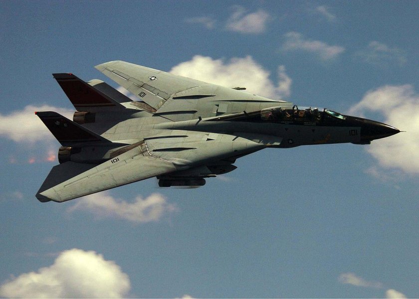 Истребитель ф 14 Томкэт