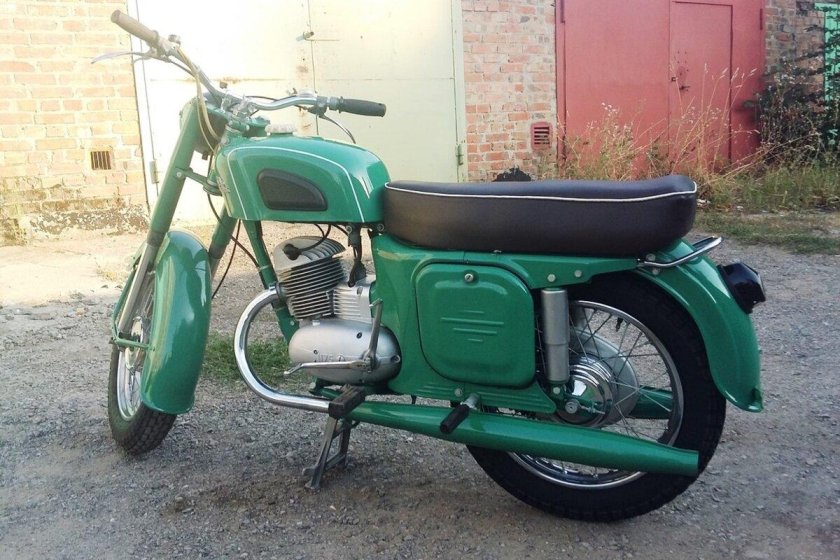 Мотоцикл Восход 1 Ковровец