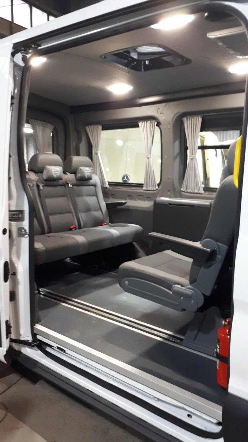 Форд Транзит Ривьера