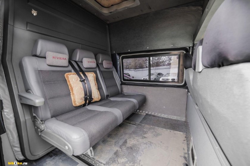 Форд Транзит Грузопассажирский салон