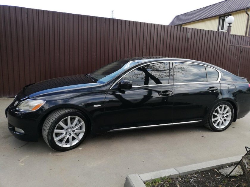 Лексус 300 черный