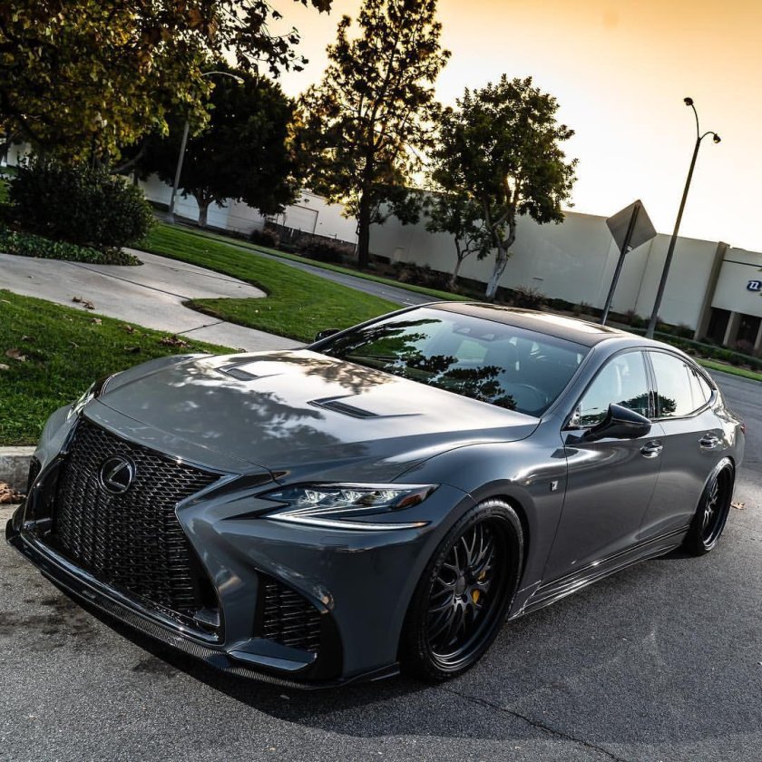 Лексус лс 500