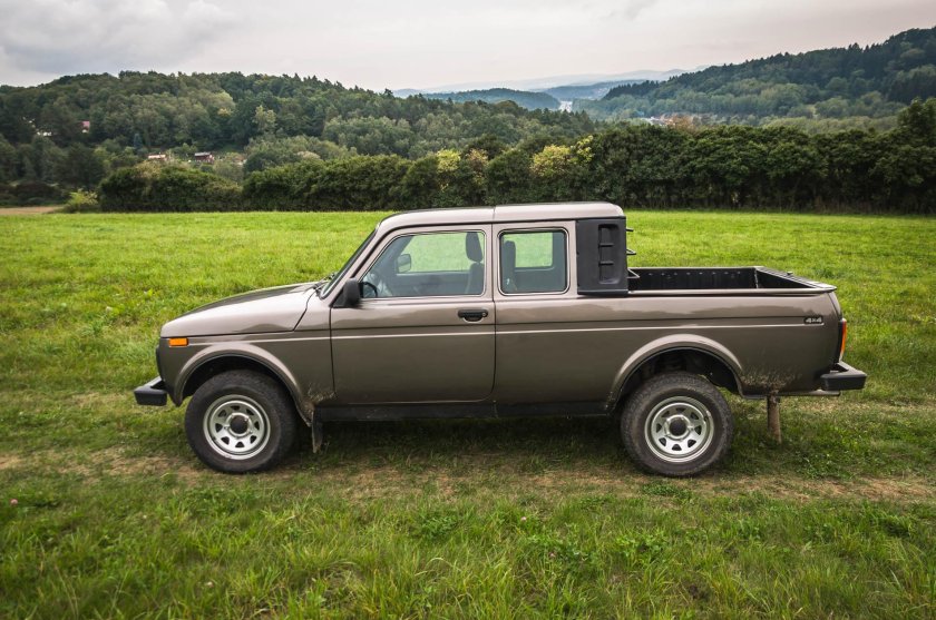 Нива пикап 2329