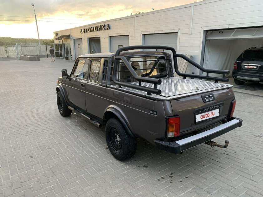 Lada Pickup 2329