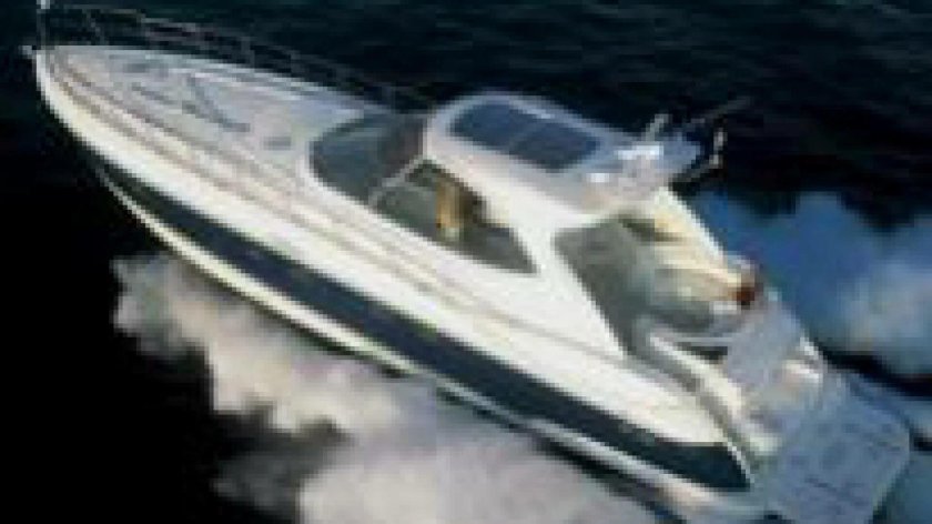 Cruisers Yachts 300 Express