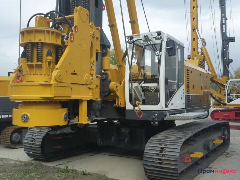 Буровая Bauer MBG 24