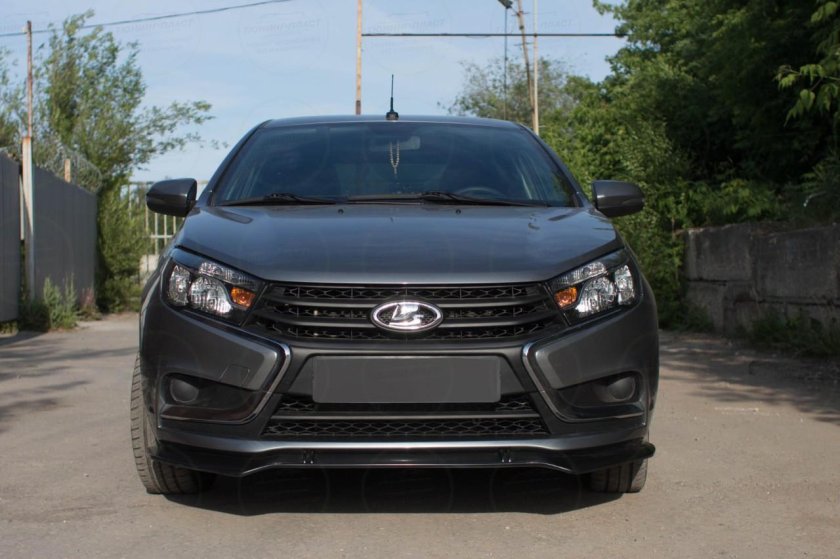 Сплиттер переднего бампера Лада Веста