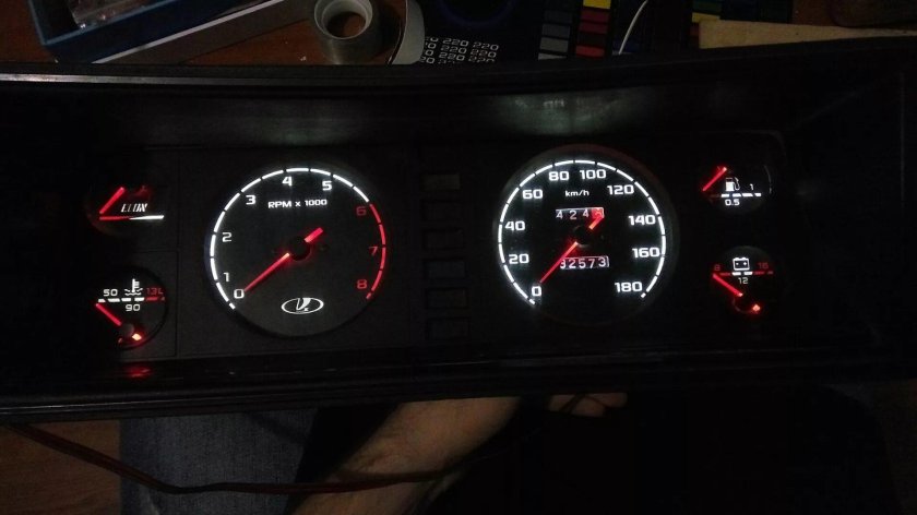 Новая приборная панель ВАЗ 2107