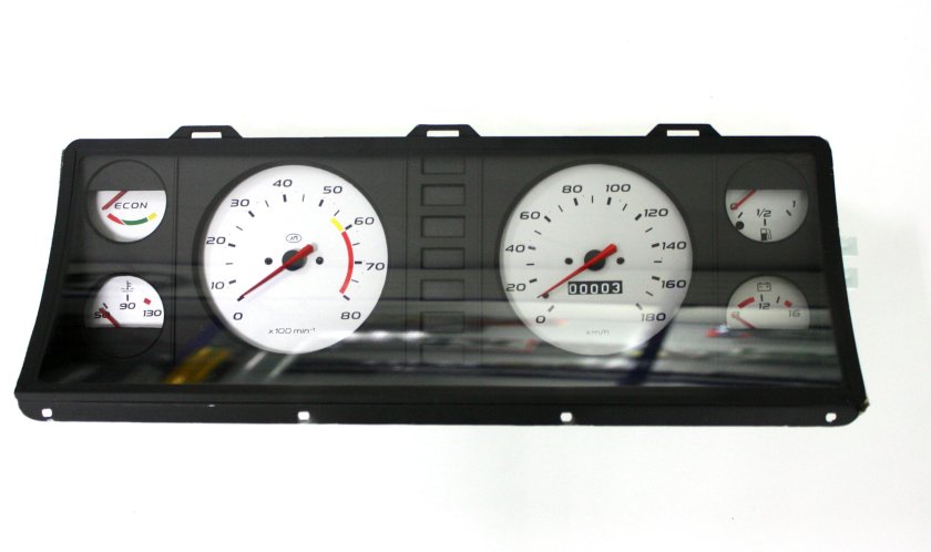 Комбинация на панели приборов ВАЗ 2107 инжектор