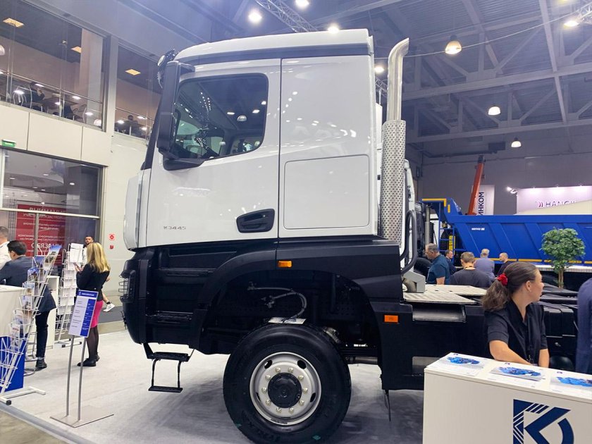 КАМАЗ 65955 тягач