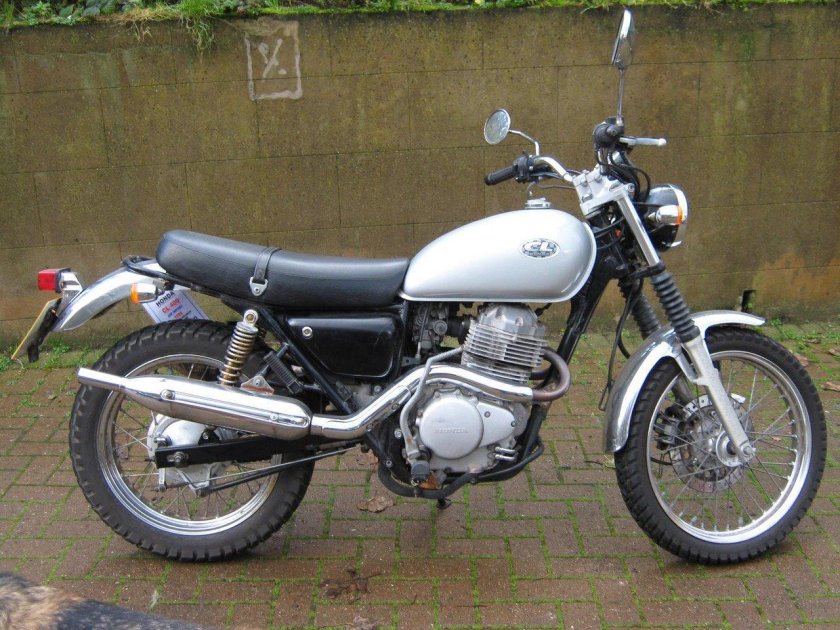 Honda cl400