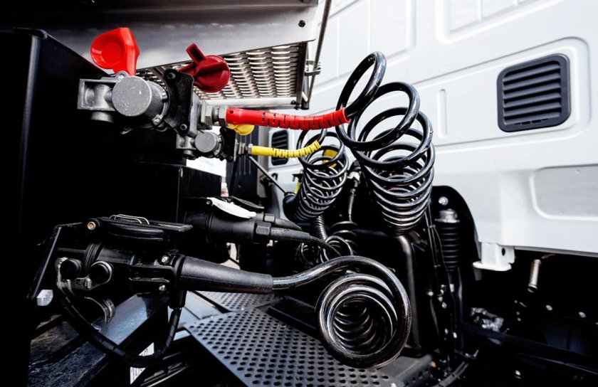 Пневмоподвеска на КАМАЗ 43118