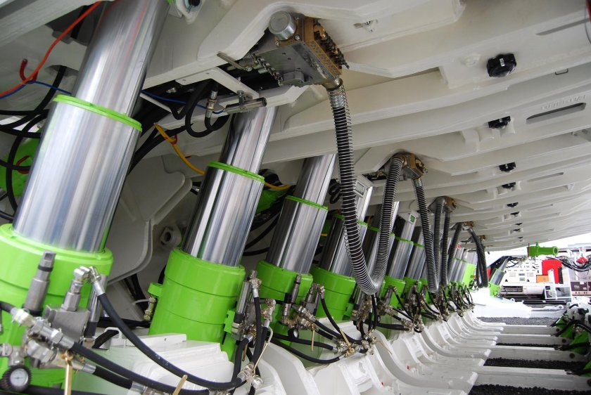 Механизированная крепь Cat 2550/5500