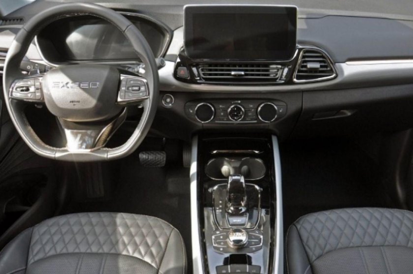 Chery TXL салон