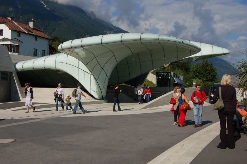Заха Хадид Инсбрук