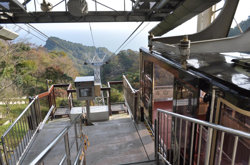 Нихондайра