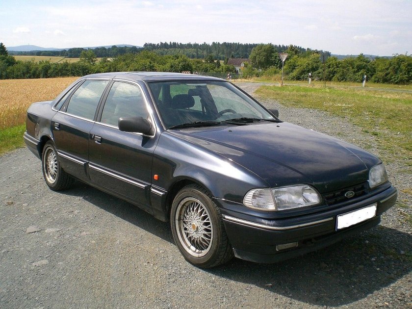 Ford Scorpio 1