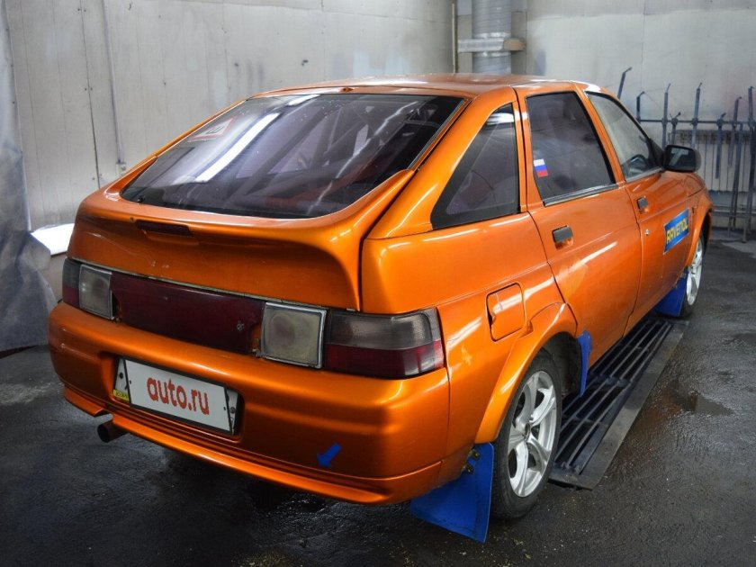ВАЗ 2112 оранжевый металлик