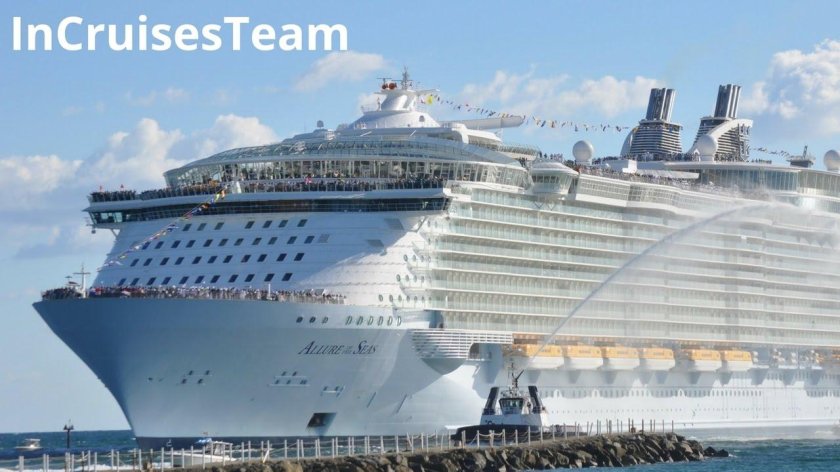 Корабль Оазис морей