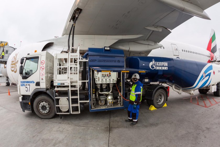 Топливозаправщик Газпром Аэро