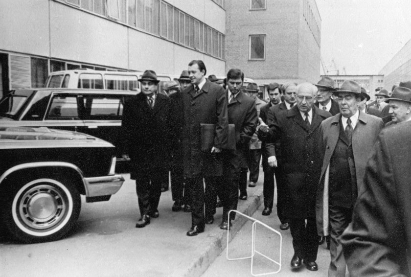 ЗИЛ 4104 Брежнева