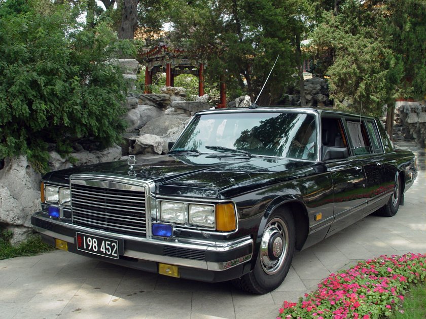 Машина ЗИЛ 4104