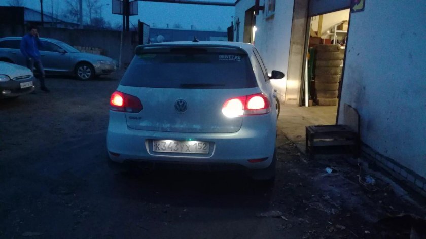 Лампа заднего хода гольф 6