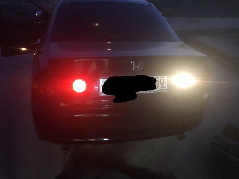 Хонда Аккорд 7 задний ход
