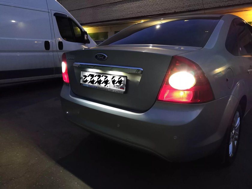 Лампа заднего хода Focus 2 седан
