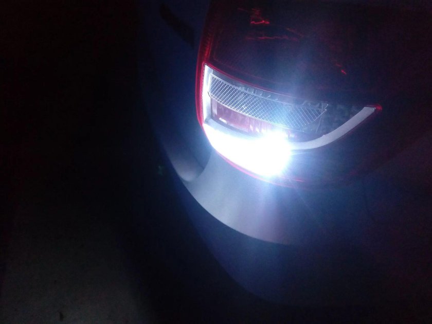 Лампочка заднего хода Лада Гранта