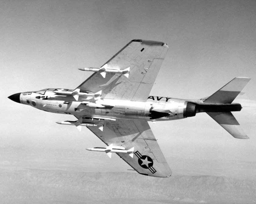 Самолёт f3h_Demon