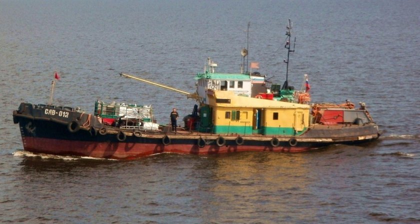 Судно сборщик льяльных вод