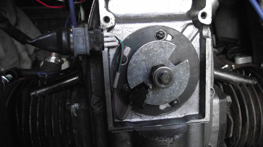 Бесконтактное зажигание на мотоцикл Урал