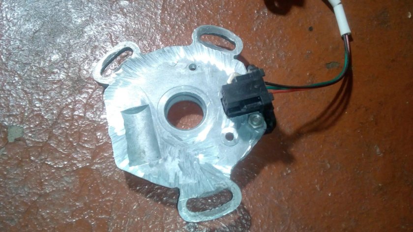 Датчик холла на мотоцикл Урал