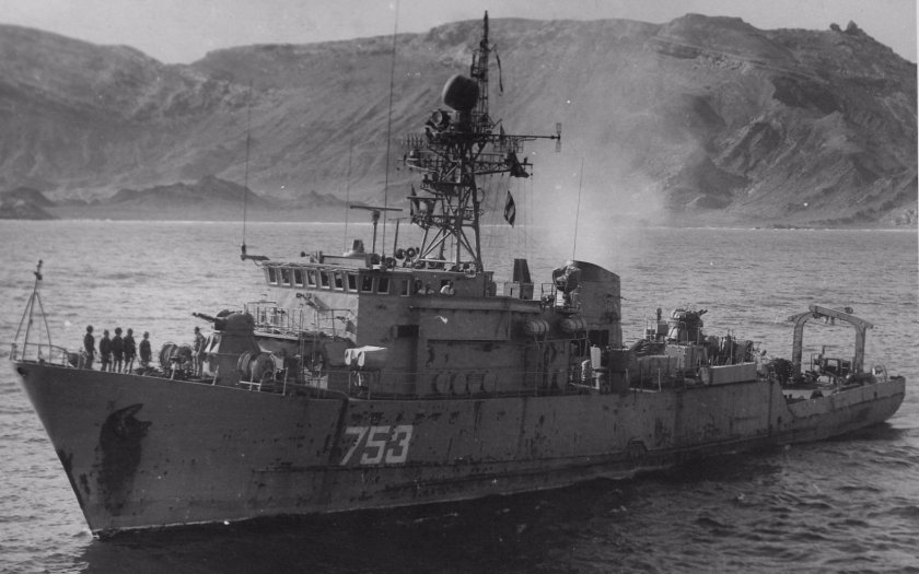 Морской тральщик контр Адмирал Хорошкин