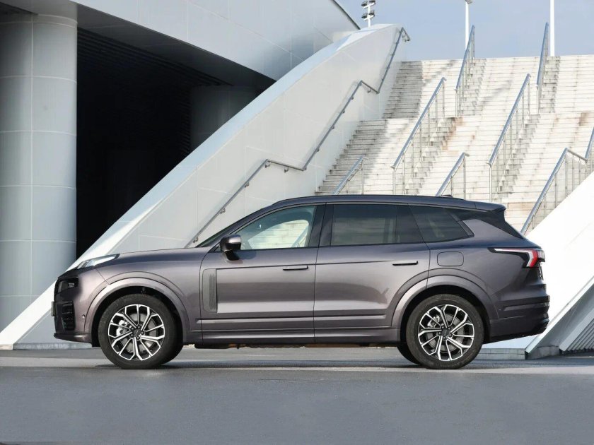 Lynk &amp; co. 09 em-p