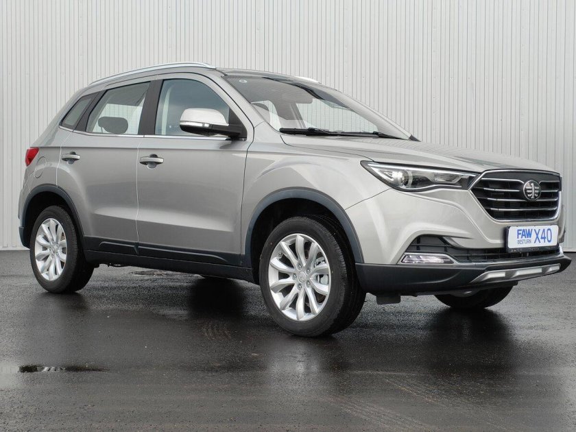 FAW x40 Besturn x40