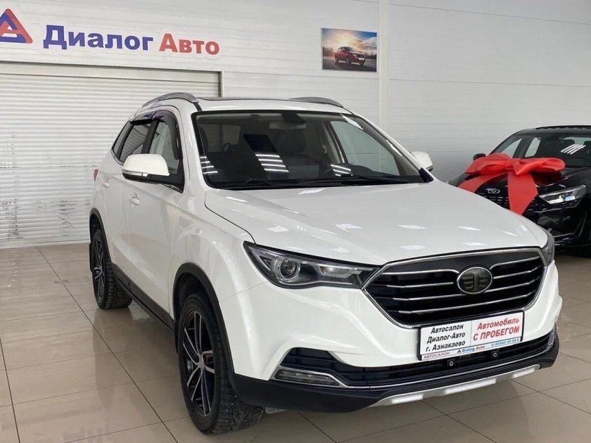 FAW Besturn x40 2019