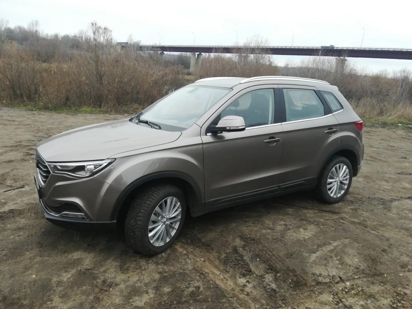 FAW Besturn x40 коричневый