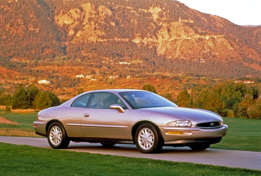 Buick Riviera 1995